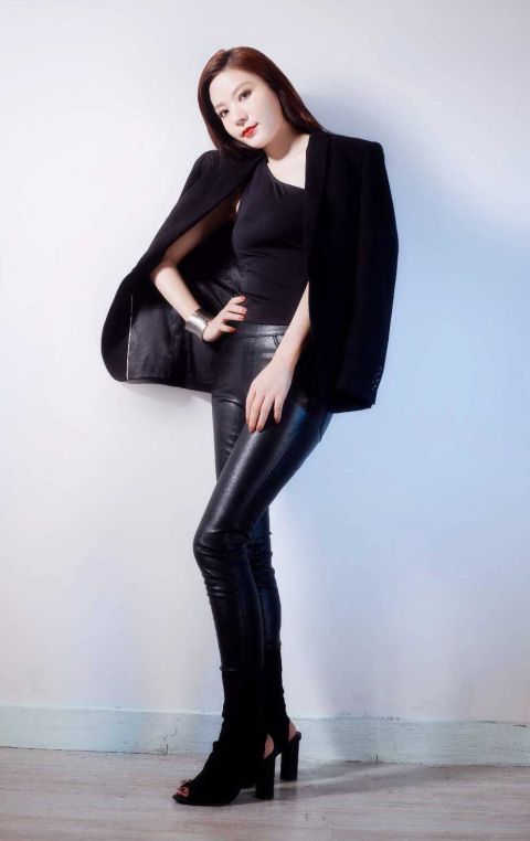 歌手王嘉艺-最新写真