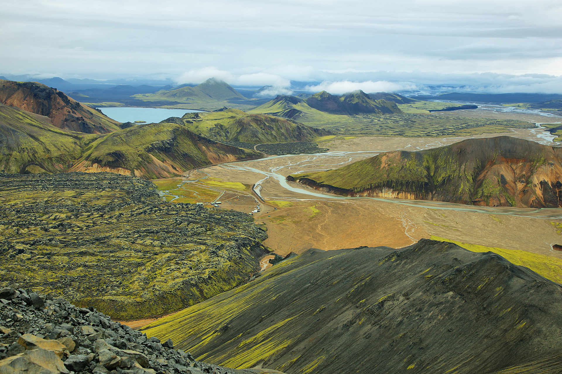 探秘中国四大盆地,震撼的美景和丰富的内涵让人着迷!