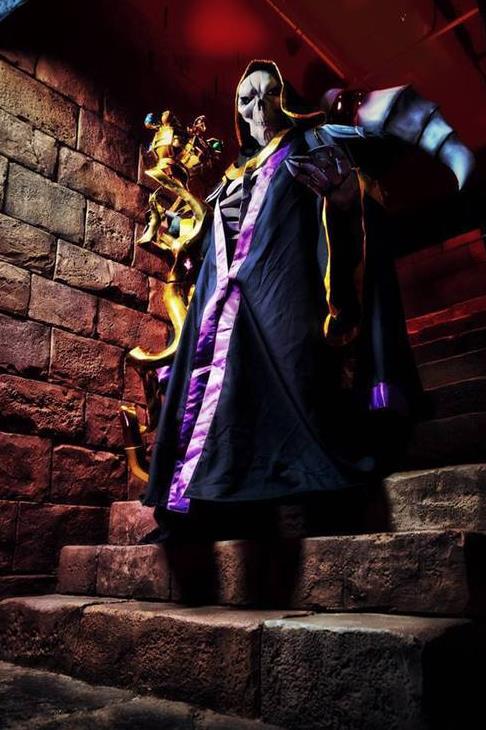 《overlord》cos,骨王煮汤好方便呀!只要买点枸杞和红枣!