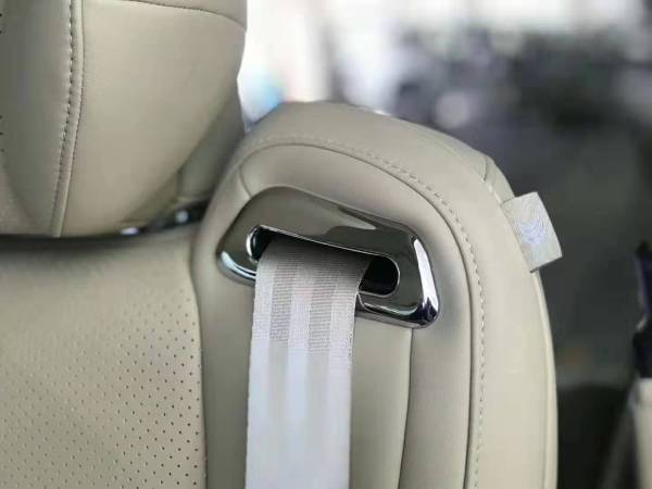 陆耐a系列高端航空座椅实用性细节实拍展示