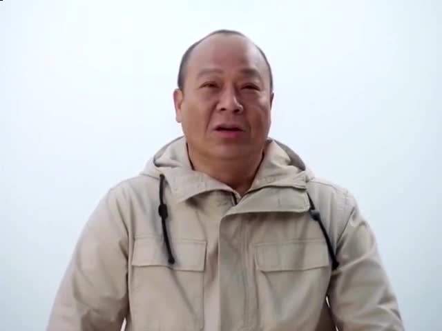 《古惑仔》配角b哥,从负债穷小子,到今成内地隐形富豪