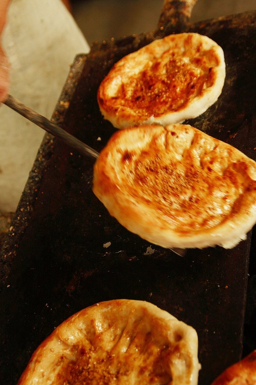 成都军屯锅盔:香脆可口,回味无穷,真的不错!