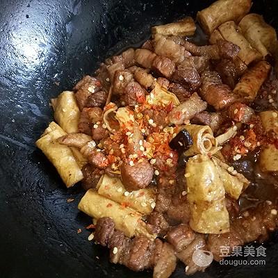 豆筋烧肉的做法