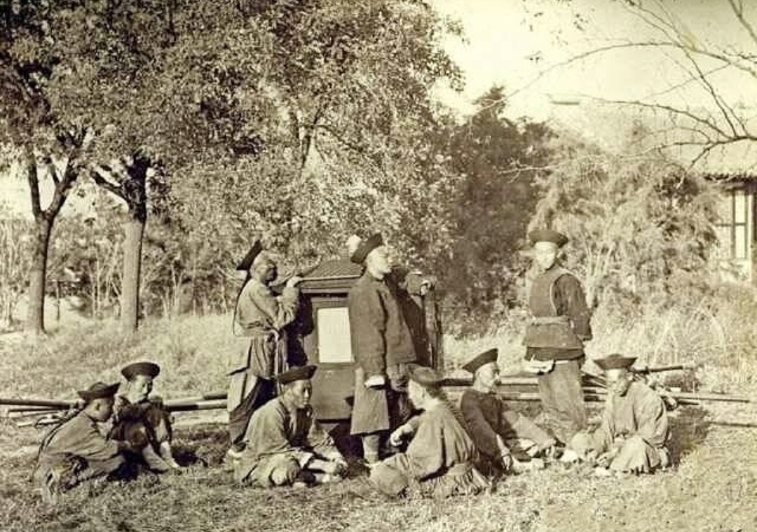 老照片:1840—1912,15张罕见的清朝官员老照片