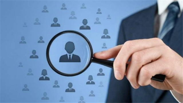 人才缺失!近500名芯片专家被美企高薪挖走,我们应该如何应对?