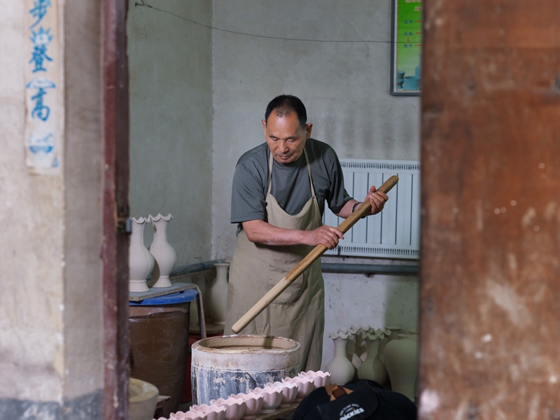 讲究匠人朱文立 匠心筑造天青梦