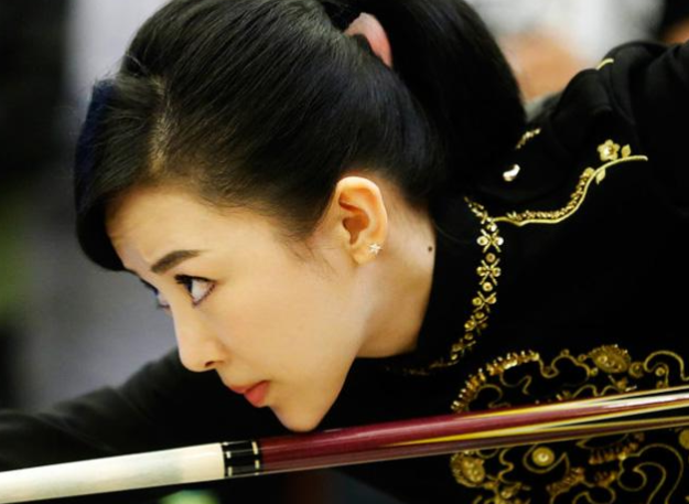 "毁灭女公爵"艾莉森·费雪,台球界传奇,年过半百依旧不服输!