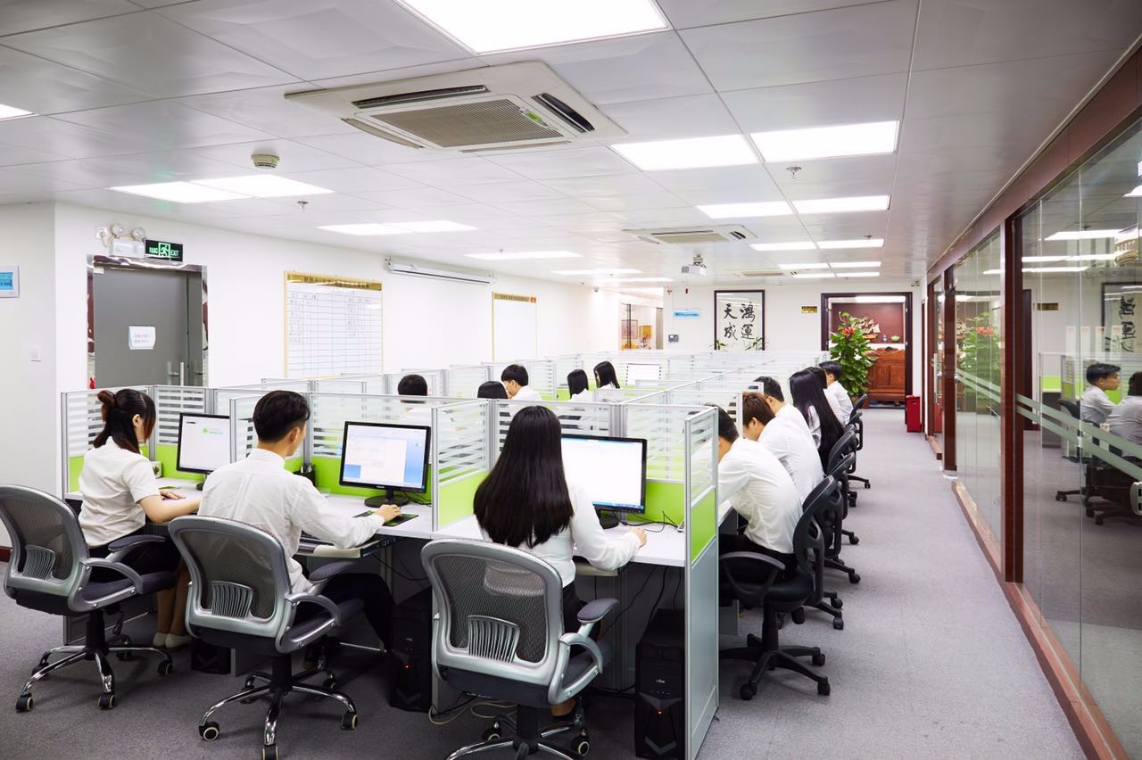 月薪3000女文员去相亲,听到男方职业和工资后,当场拒绝了