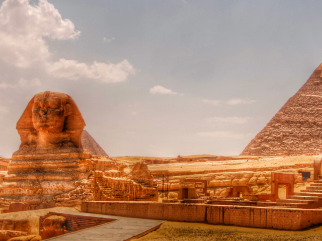 非洲第一大城市,世界上最古老的城市之一,号称千塔之城