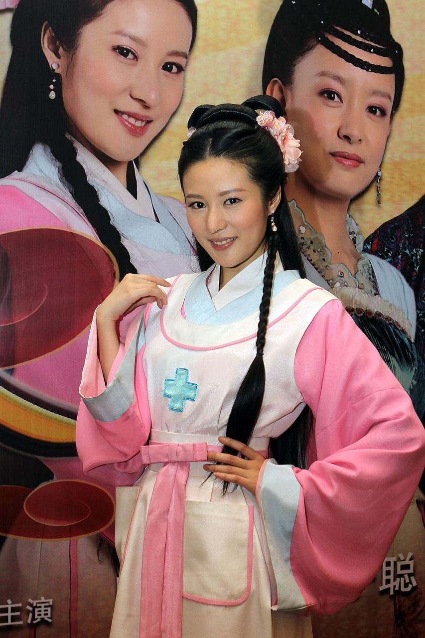 清代,嘉禾县钱柱,花钱捐了个高密县令.  钱柱贪淫好色.