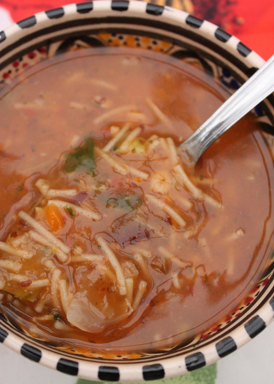 要说冬天里什么最美味,要数郑州的粉浆面条.