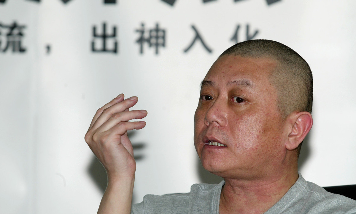 其间他曾经试图经商,不但没赚到什么钱,倒是体验了许多被骗的心情.