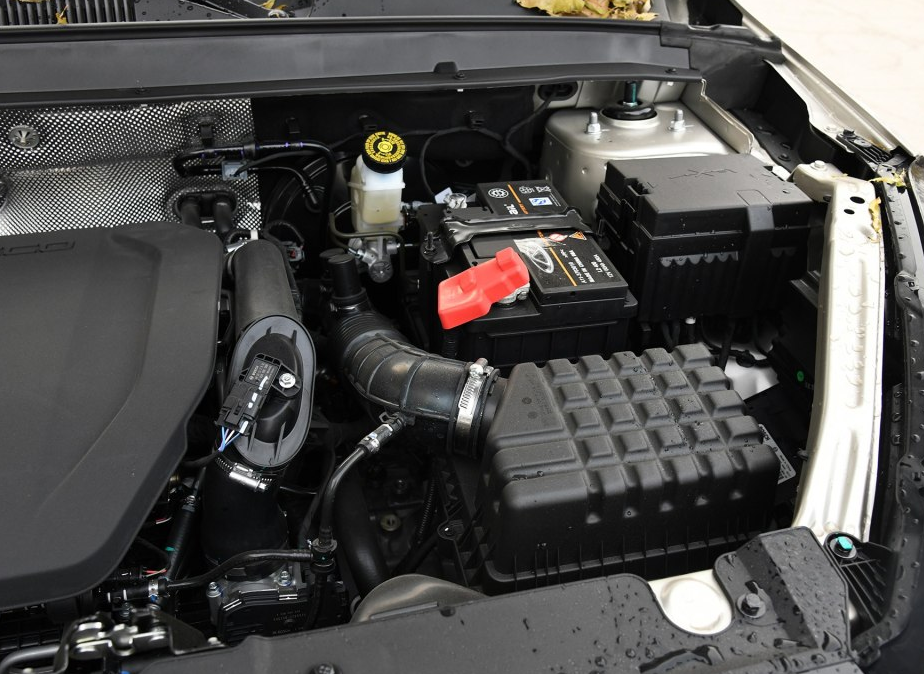 奇瑞瑞虎8,"自主研发"1.6t发动机,网友:果断放弃汉兰达!