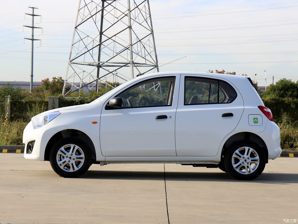 外观时尚,线条流畅,整体造型沉稳优雅.