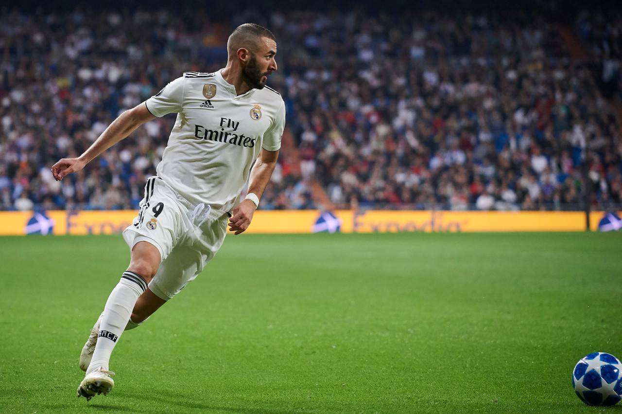 心疼!皇马主教练不让本泽马接受手术,皇马非本泽马不可吗?