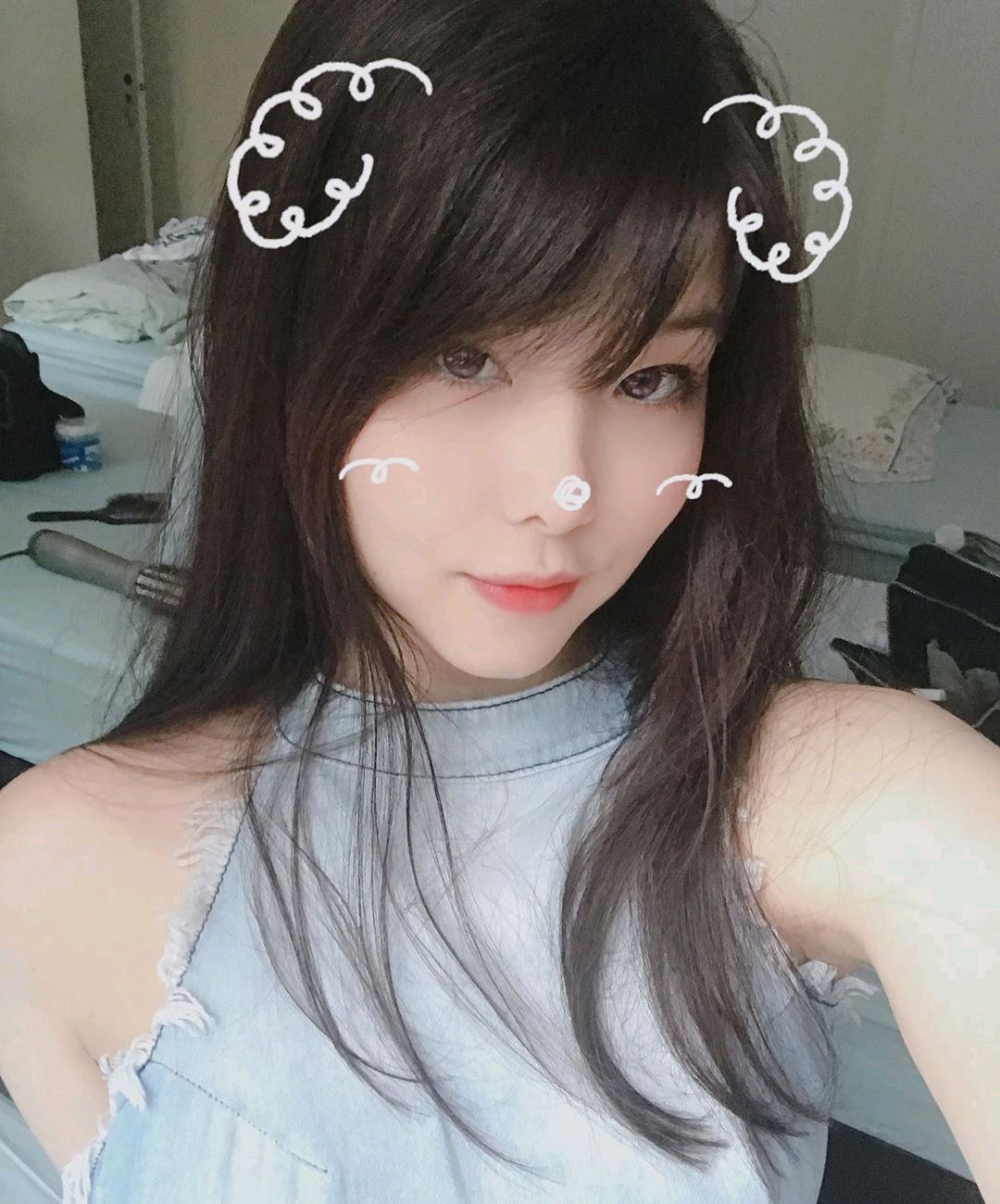 继intz美女辅助后,中国玩家又发现iw战队美女中单,电竞美女辈出