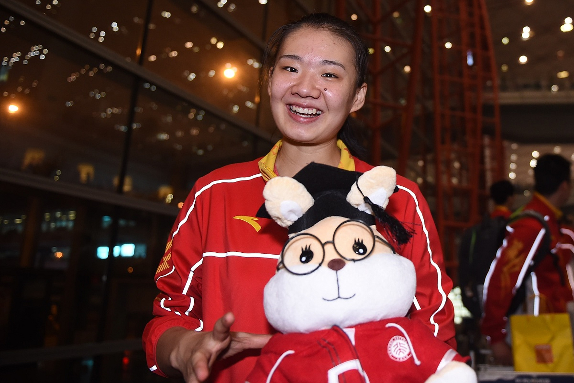 然而,杨方旭因涉嫌服用禁药而被禁赛.