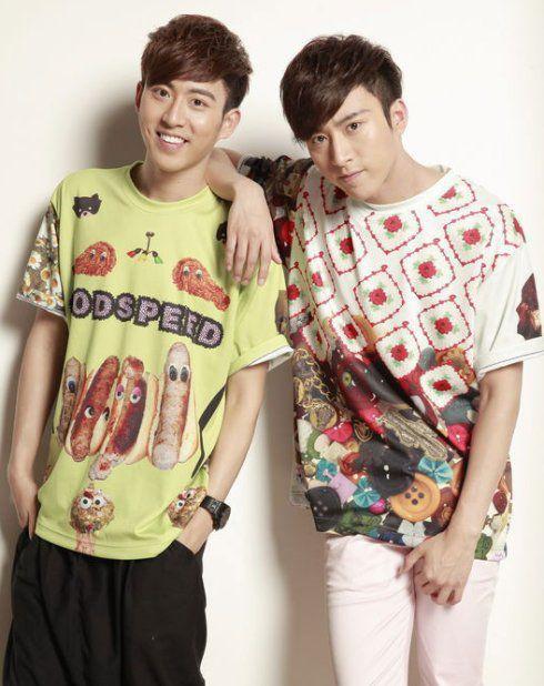 西门不惑由华语乐坛双胞胎组合--box组合的王子豪和王子杰兄弟俩饰演