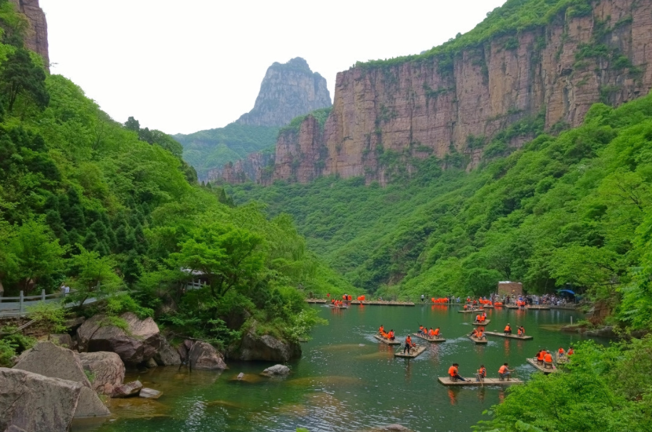 河南新乡八里沟景区风景美丽,值得游玩的旅游胜地!