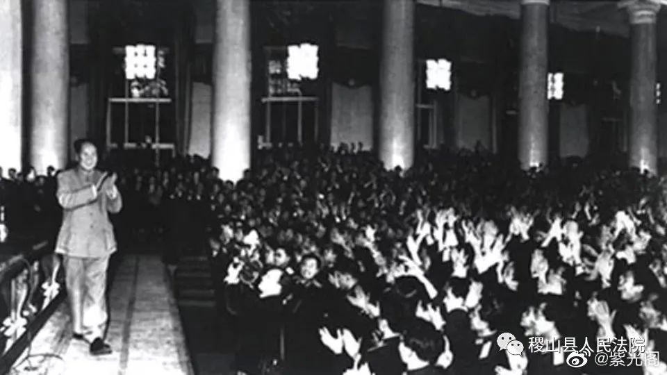 "世界是你们的,也是我们的,但是归根结底是你们的.