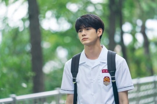 邕圣祐摘得8月电视剧演员品牌评价4位!