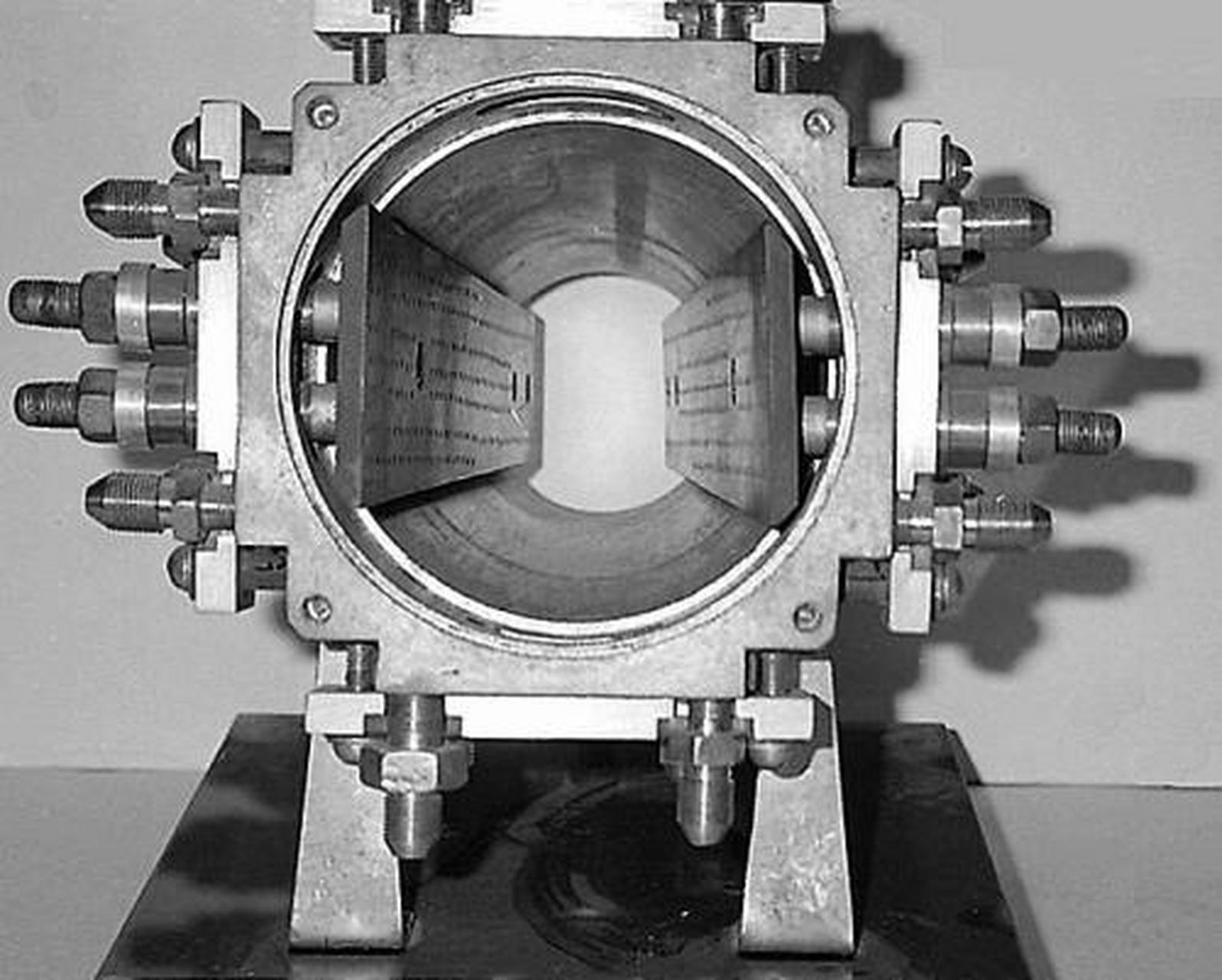 磁流体发电过流动的导电流体与磁场匣ゥ