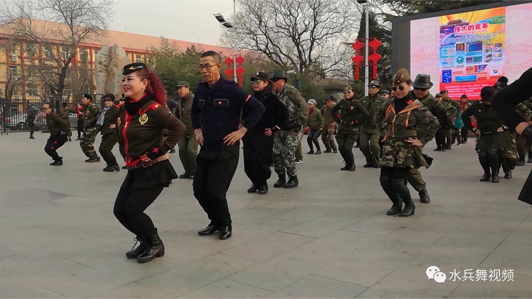 陶然水兵舞图片