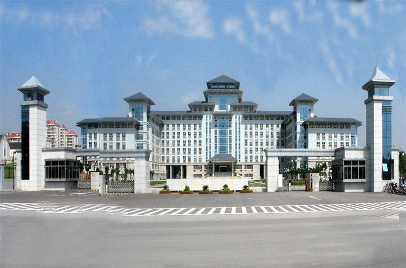 我国大学中的"五巨头",面积堪比小县城,同校情侣仿佛谈异地恋