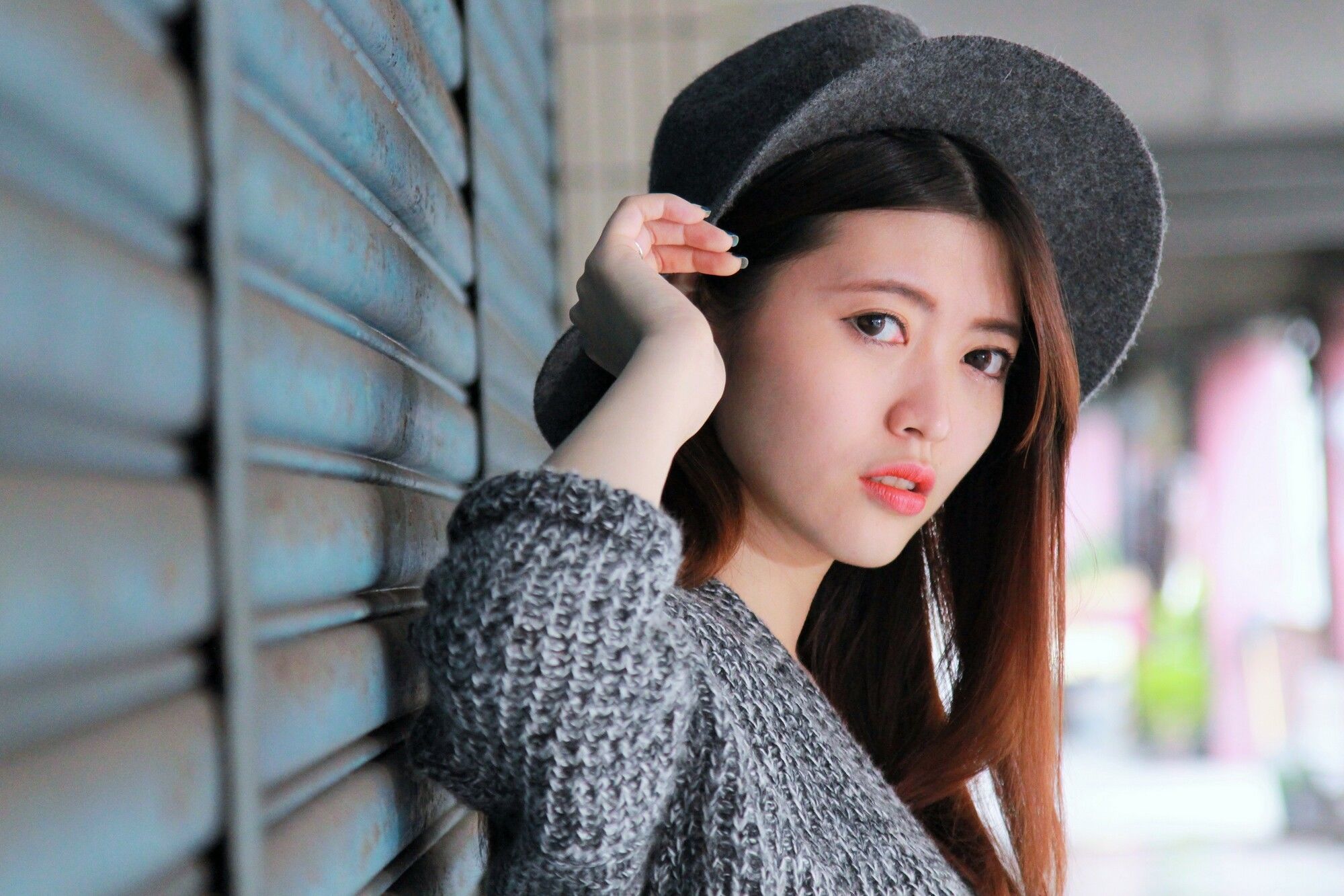 毛衫短裙长腿台湾龍山寺机车美女brindy薛薛