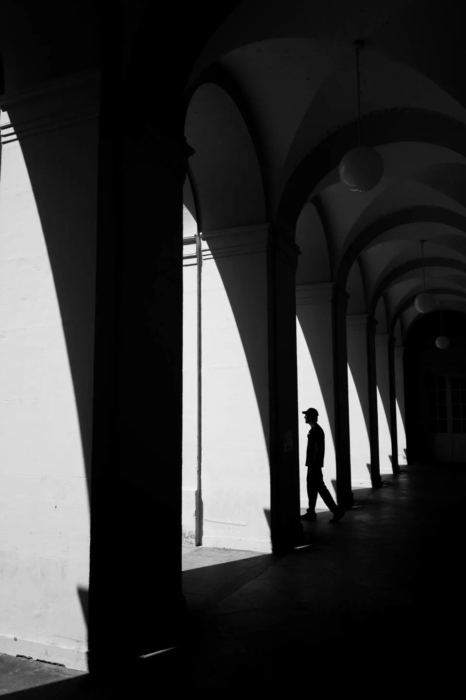 角度的不同 看到的故事也不同