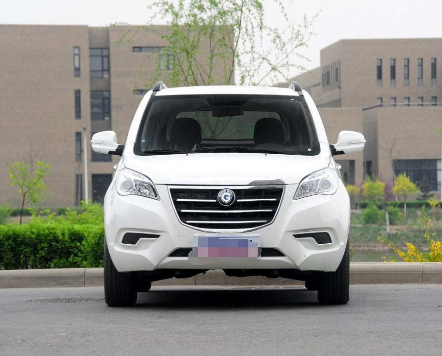 陆地方舟v5 经济型,全新的设计理念,让这款车看起来也很豪华