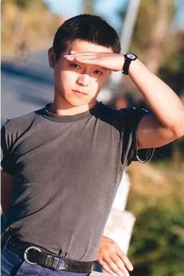 艺术还是摇滚?解读窦唯不一样的音乐世界