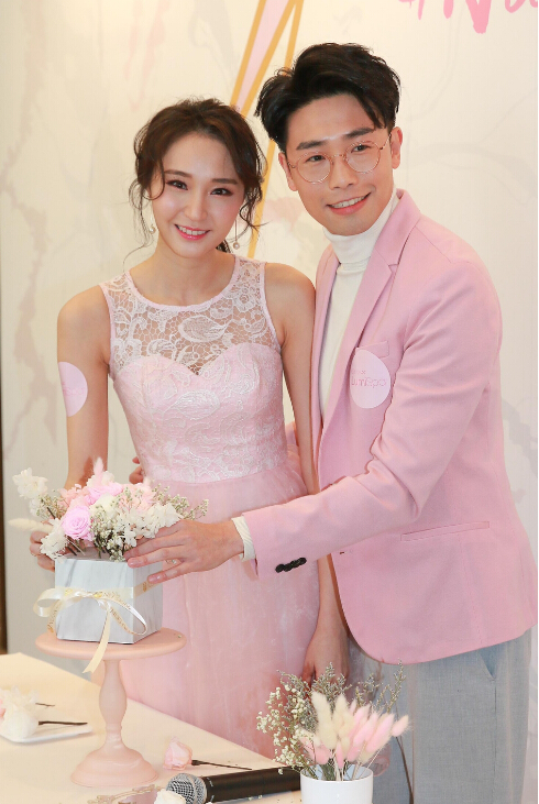 1月17日,陆浩明和女友陈诗欣以情侣档出席活动,对于陆浩明曾于节目中