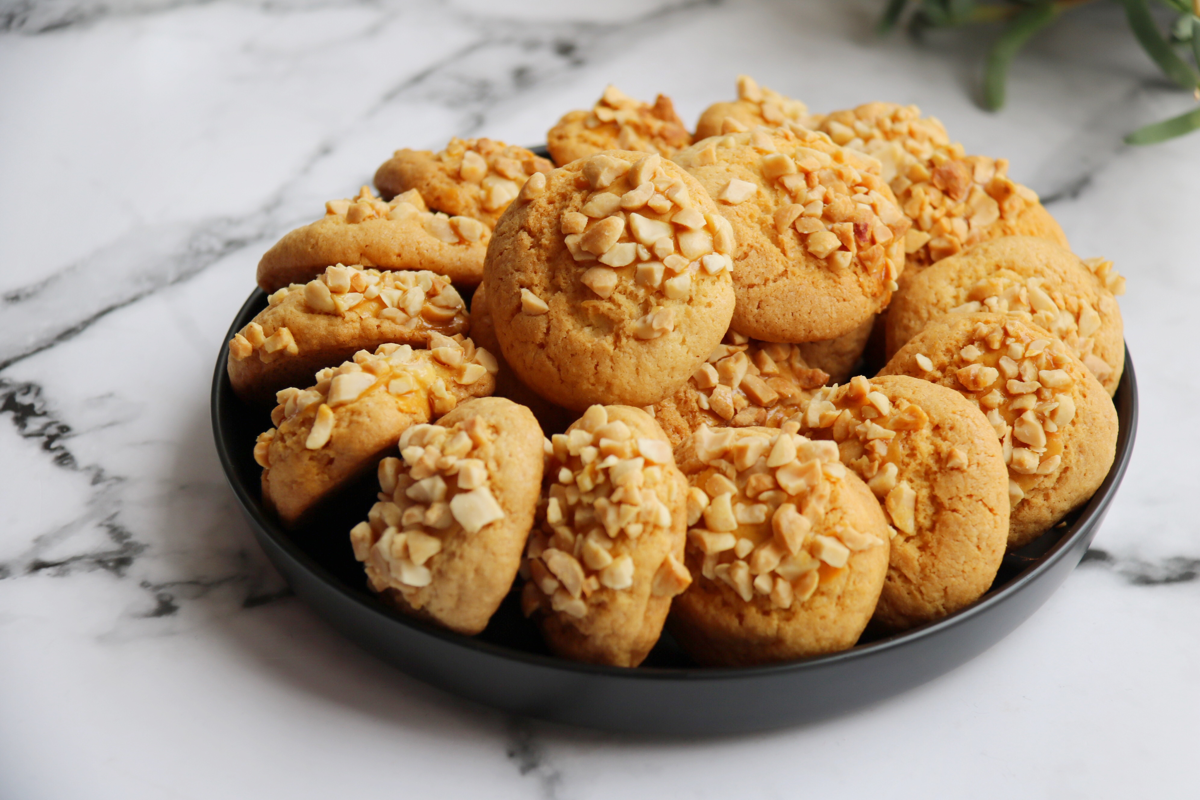 想吃酥饼不用买,1碗面粉1个蛋,15分钟做1盘,又香又酥吃不够