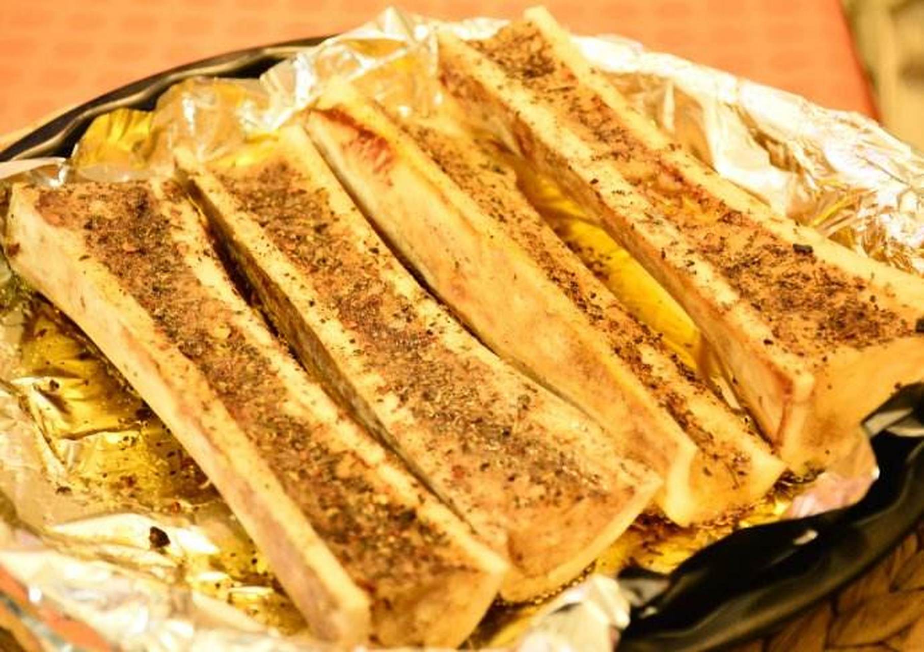 济南环联夜市的烤骨髓堪称一绝,引无数吃货竞折腰,一定要来打卡哟!