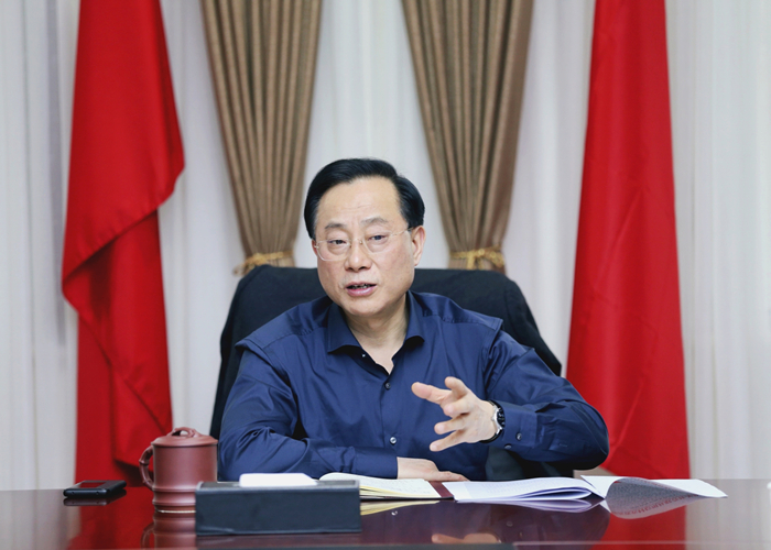 赵应云为省农信联社办公室党支部全体党员讲授党课