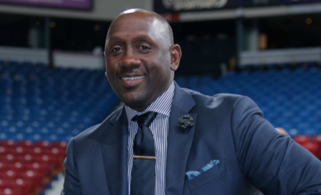 官方:国王任命鲍比-杰克逊为球员发展助理教练