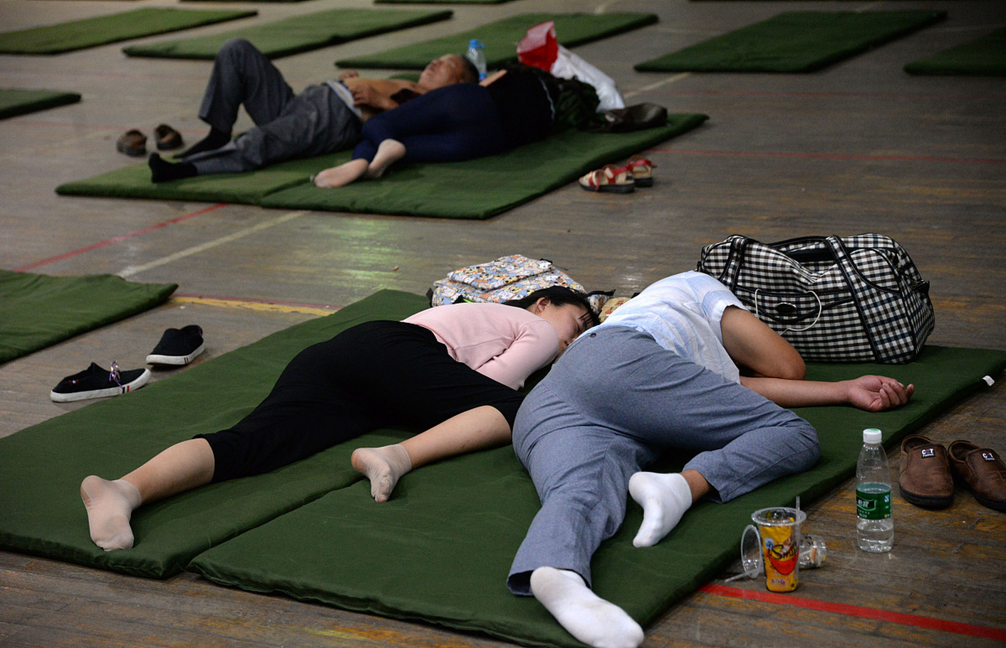 年轻人躺平现象,确实反映了他们对现有社会制度和规则的不满.