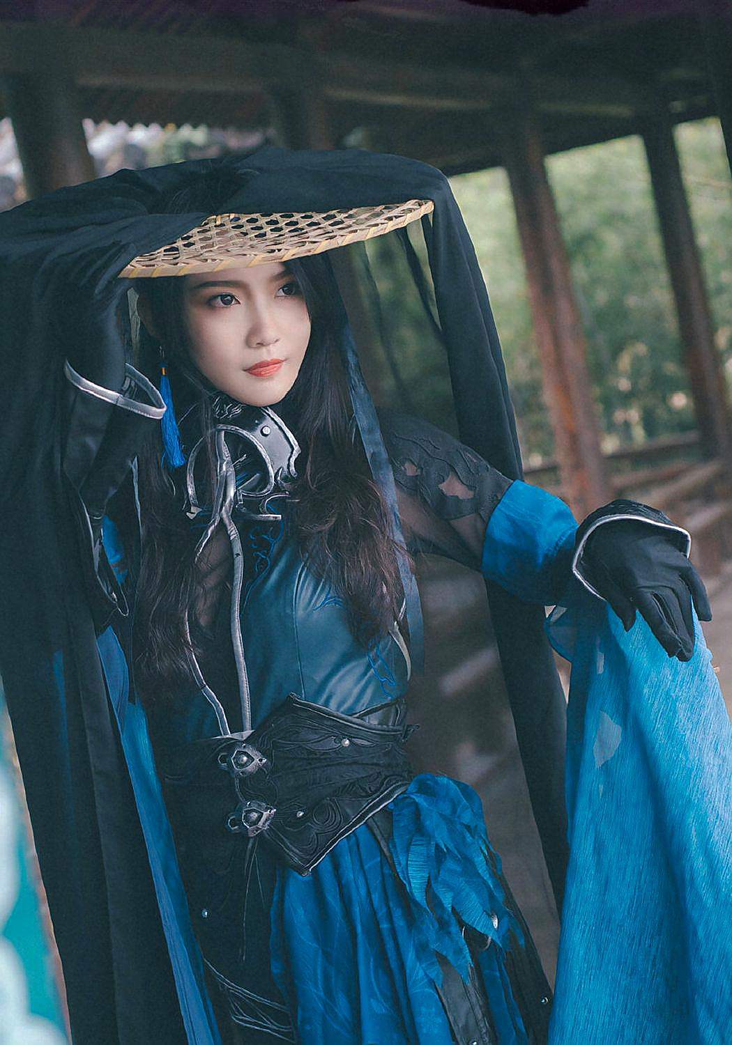 剑网3破虏炮姐cos:"在下姓唐,名秃,字断腿 "