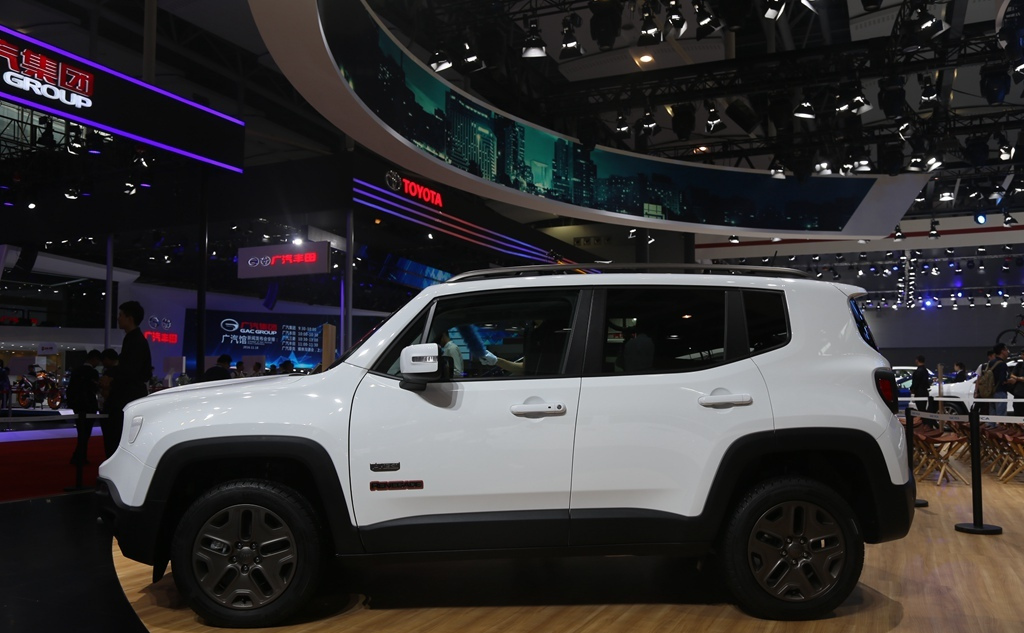 给大家品读一款jeep全新自由侠