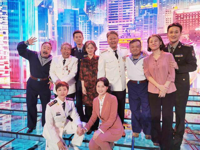 春晚小品《父母爱情》,万难出口一句我爱你,其实爱很简单