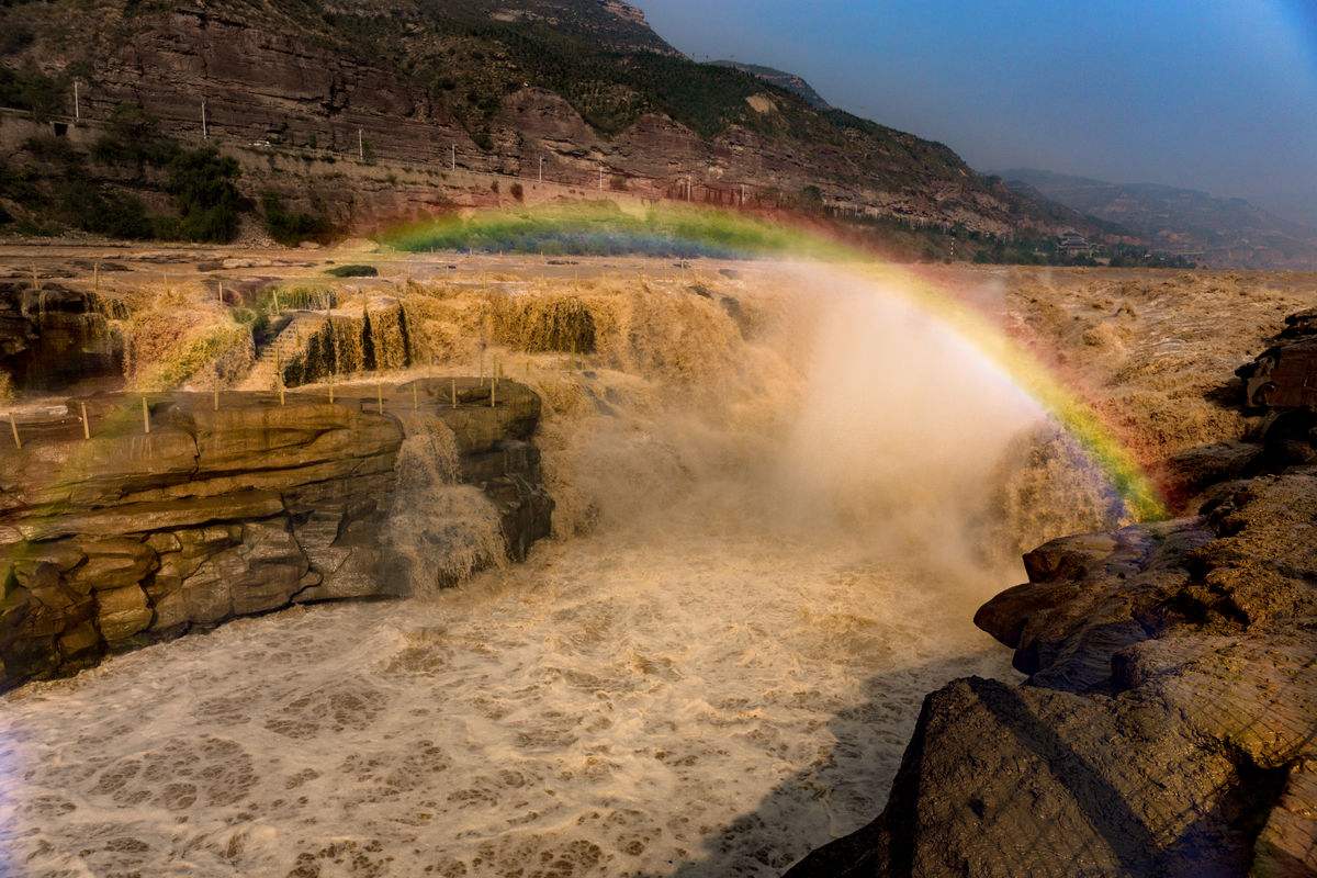 黄河已成地上河