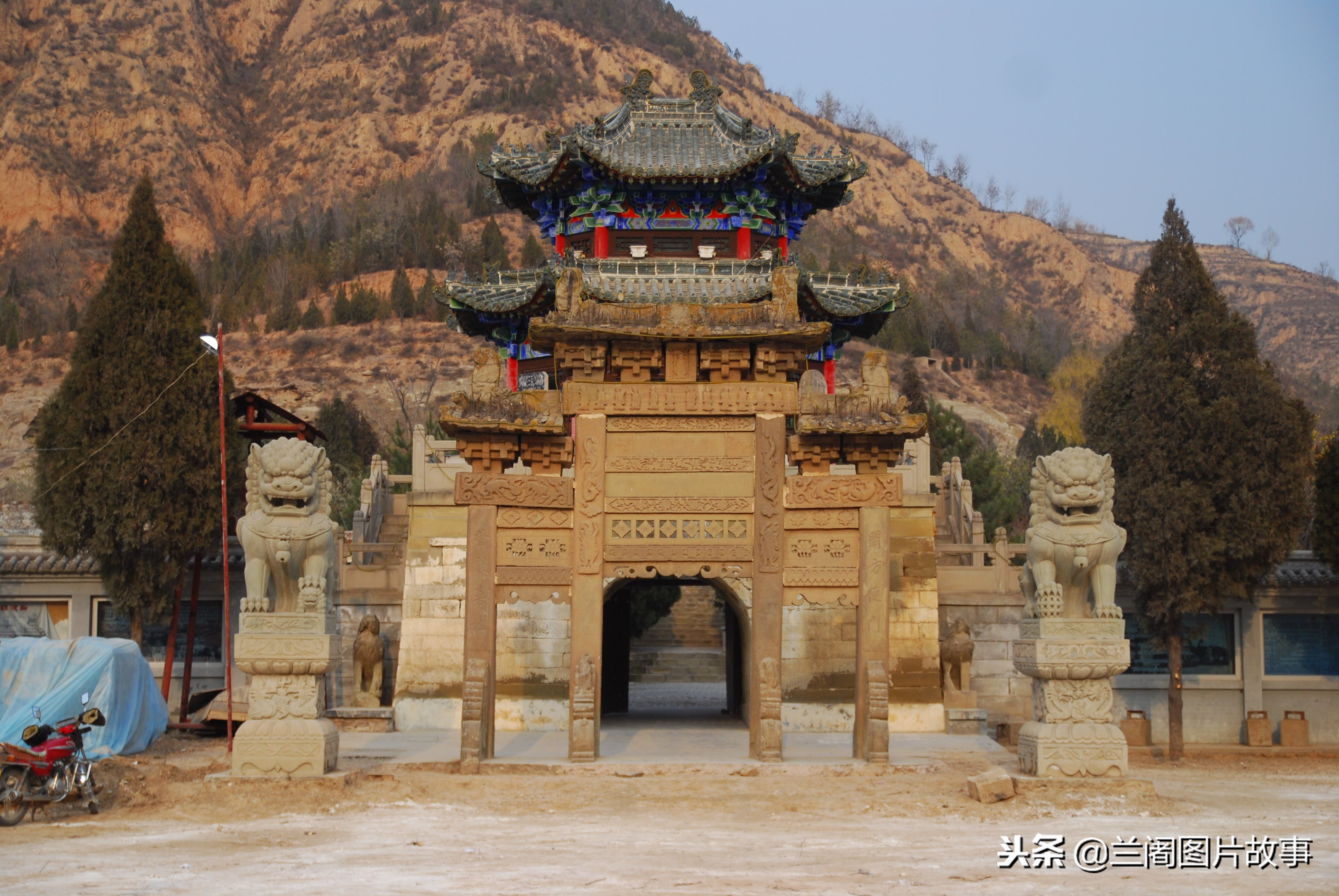 钟山石窟:"第二个敦煌"之名由何而来?