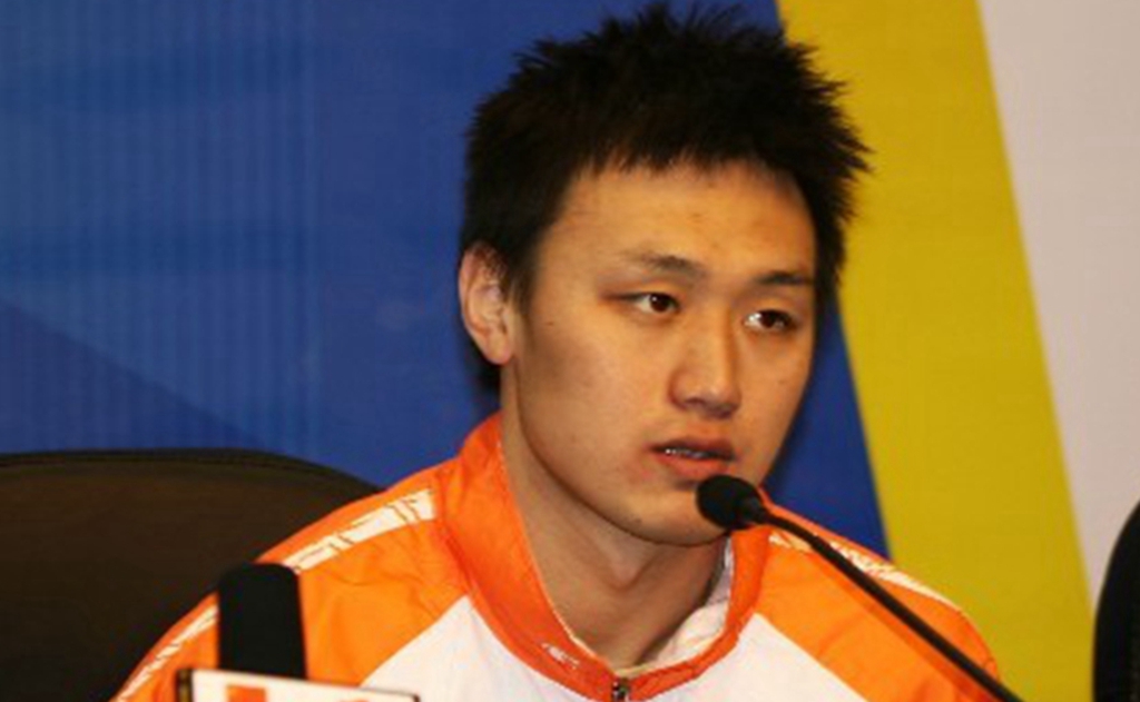 游泳冠军张琳现状:妻子是打排球的她?退役后当解说生活幸福!