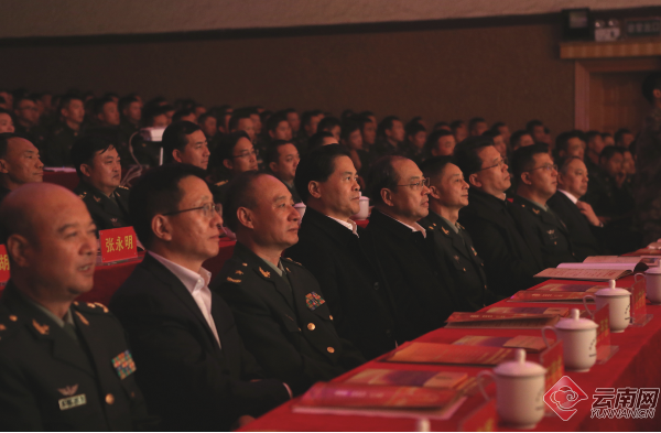 陆军第75集团军表彰第三届"十大南疆先锋"