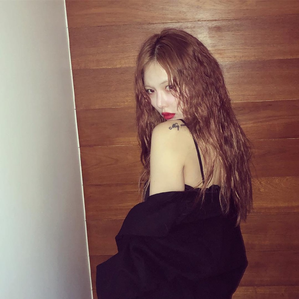 宣美新专造型有泫雅既视感?五分钟,我要学会怎么模仿泫雅