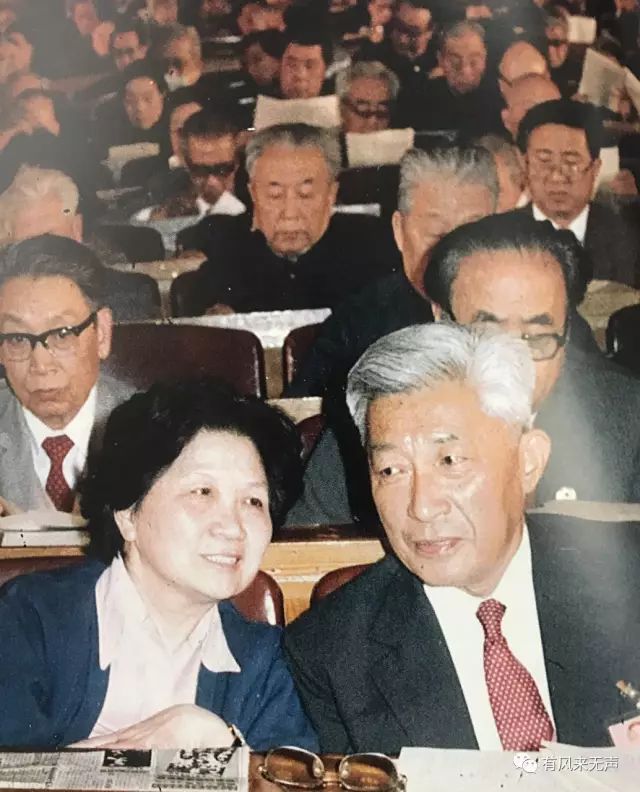 80年代 | 丁石孙:单车上的北大校长