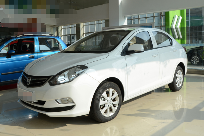 傲娇的颜值,不是谁都能驾驭,宝骏330号称是"校花"座驾!