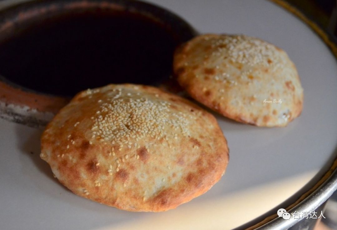 「高雄美食」流传千百年的民间小吃——超级酥脆锅盔饼楠梓才吃得到!