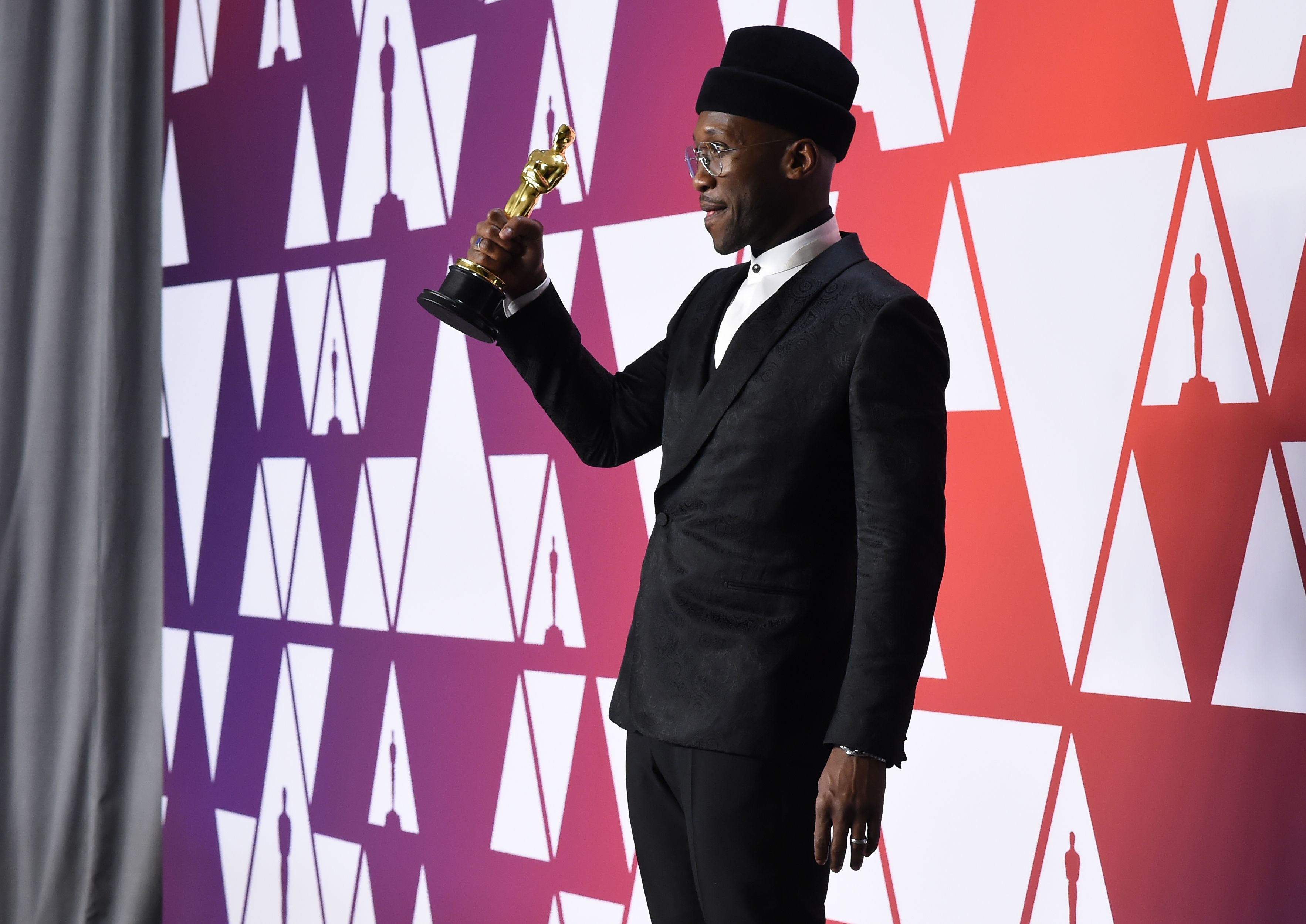 马赫沙拉·阿里获第91届奥斯卡最佳男配角奖